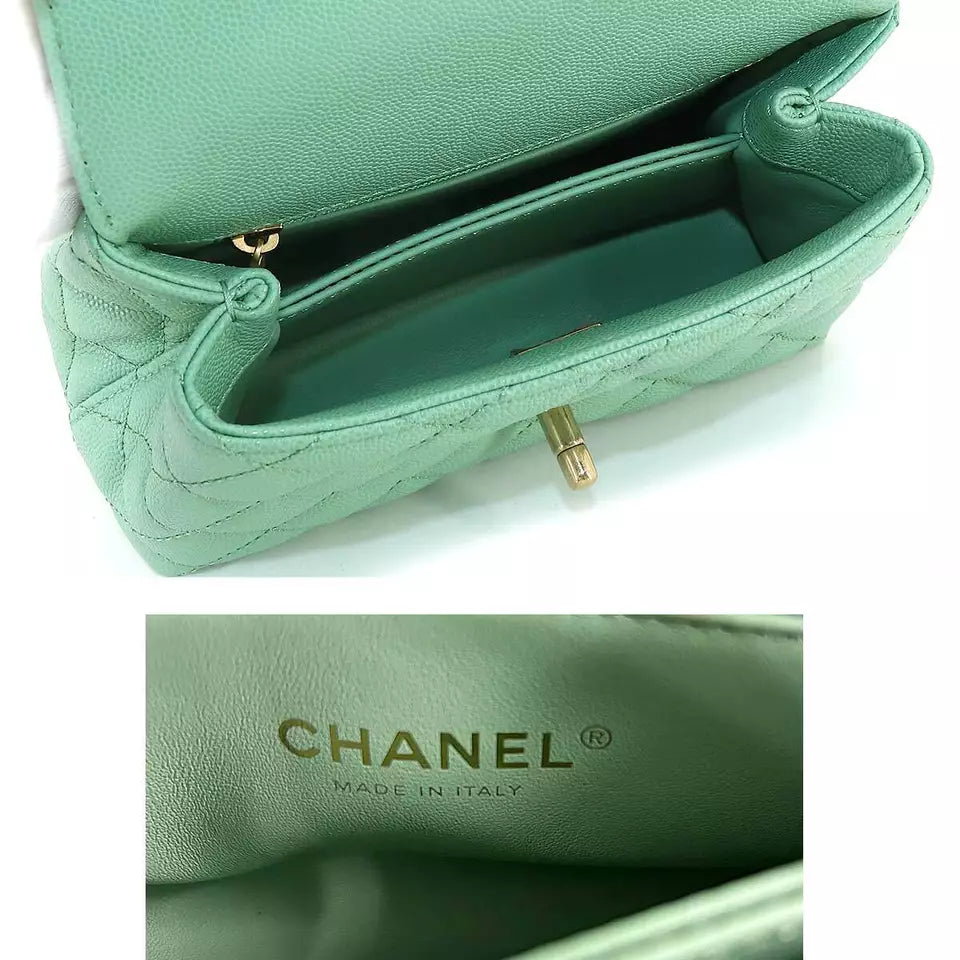 CHANEL Matelasse Hand Shoulder Bag