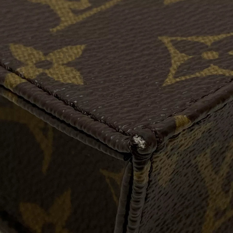 LOUIS VUITTON Petit Sac Plat