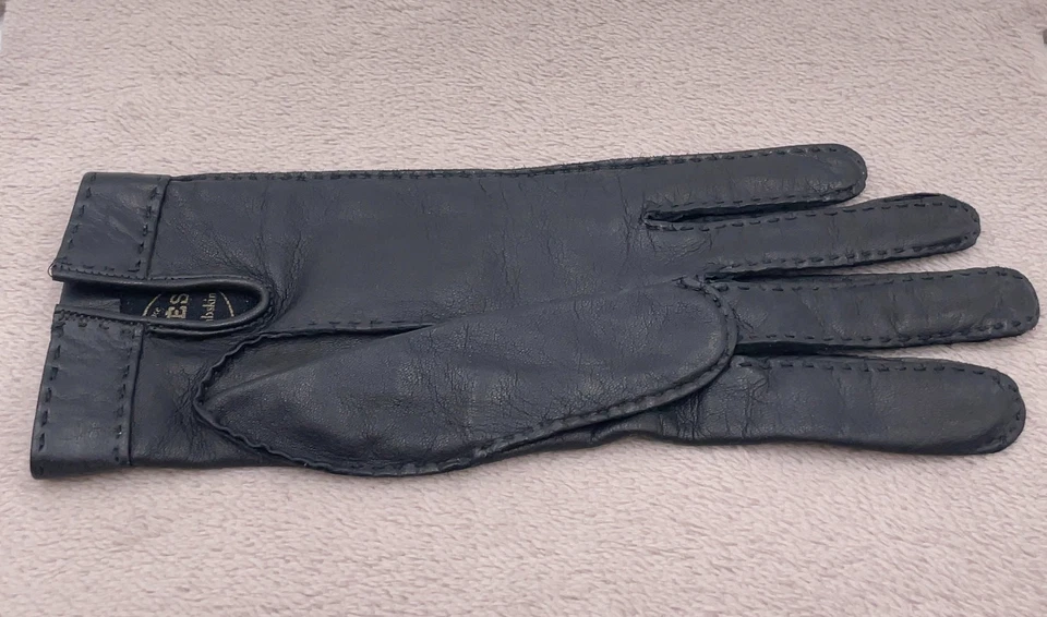 Hermès Série Gloves in Black Leather