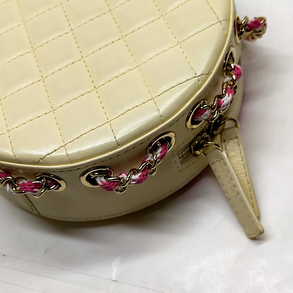 Chanel Crossbody Bag White Leather Lifesave La Pausa