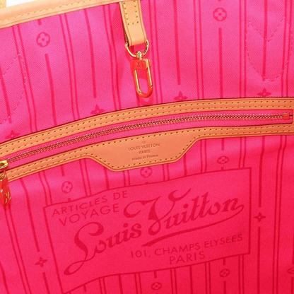 Louis Vuitton Neverfull MM in Monogram Rose Canvas