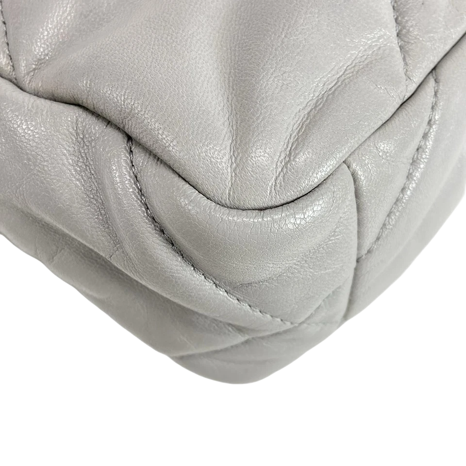 CHANEL CHANEL19 Gray Lambskin Shoulder Bag