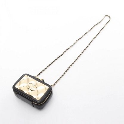 CHANEL CC Matelasse Vanity Mini Shoulder Bag
