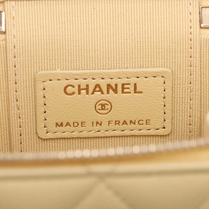 Chanel Matelasse Lambskin Chain Shoulder Bag Vanity Yellow Gold Metal Fittings 3
