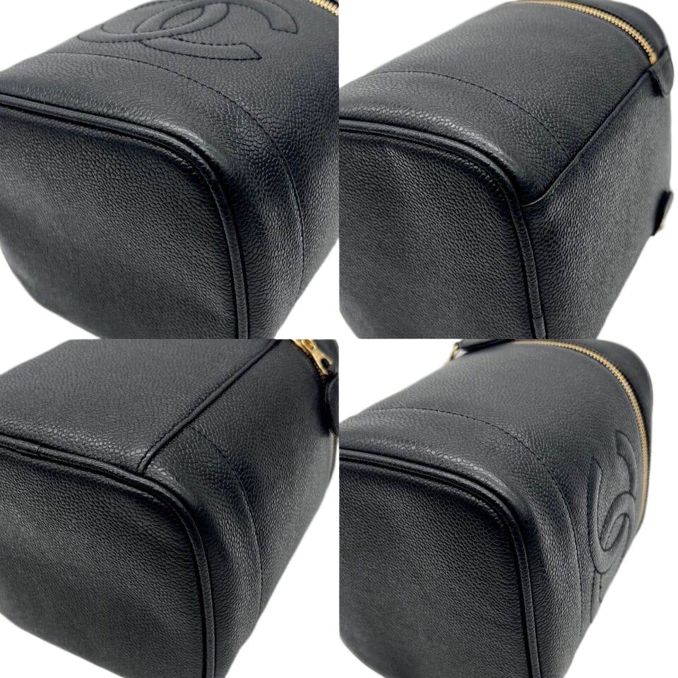 Auth CHANEL CC LOGO Vanity Bag Caviar Skin Leather Black Gold Vintage