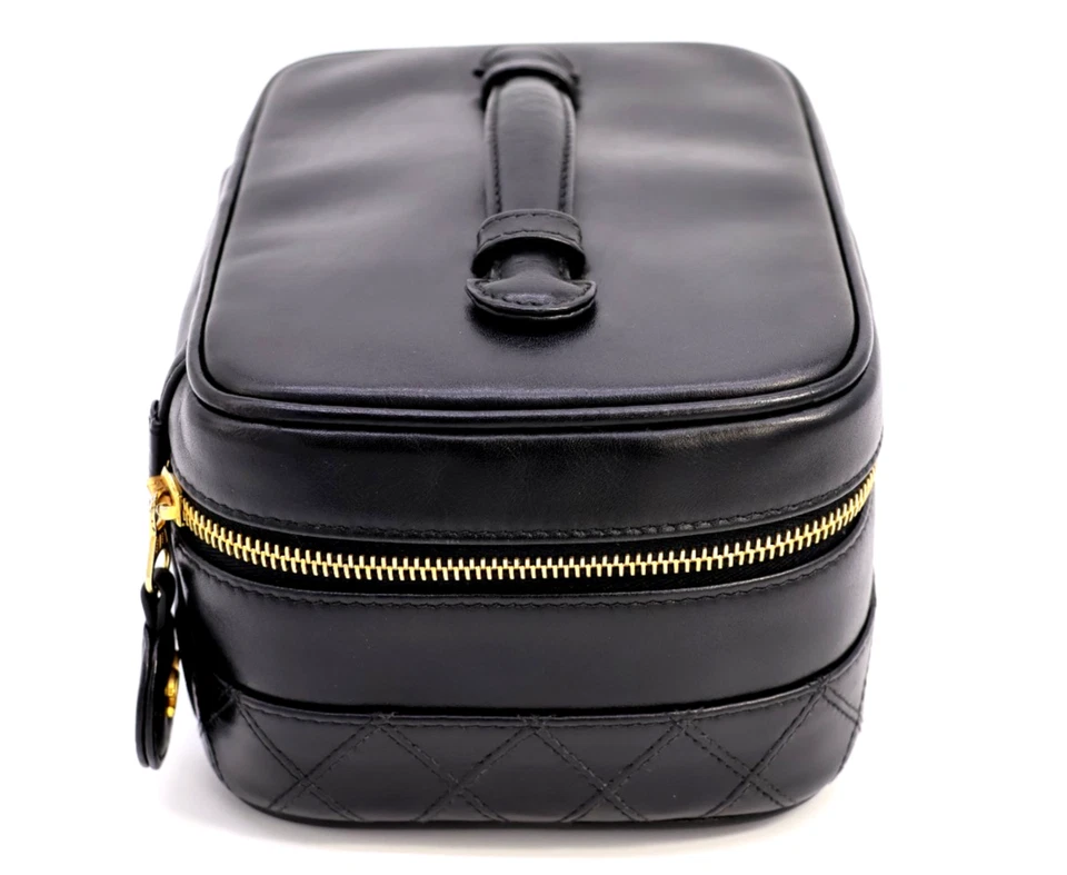 Chanel Matelassé Vanity Bag in Black Leather (Vintage)