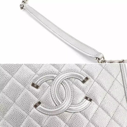 Auth CHANEL CC Filigree Vanity Shoulder Bag Caviar Skin Leather