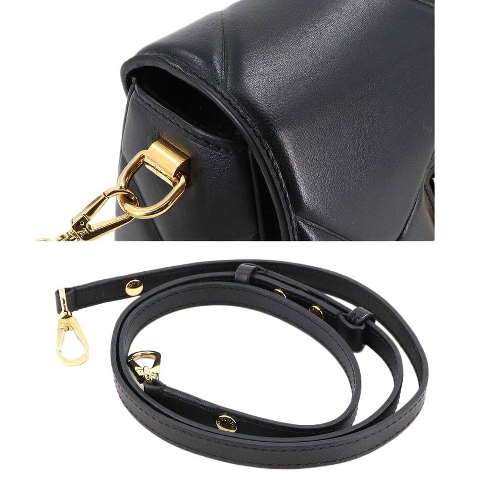 LOUIS VUITTON Twist MM 2way Chain Shoulder Bag Leather Black