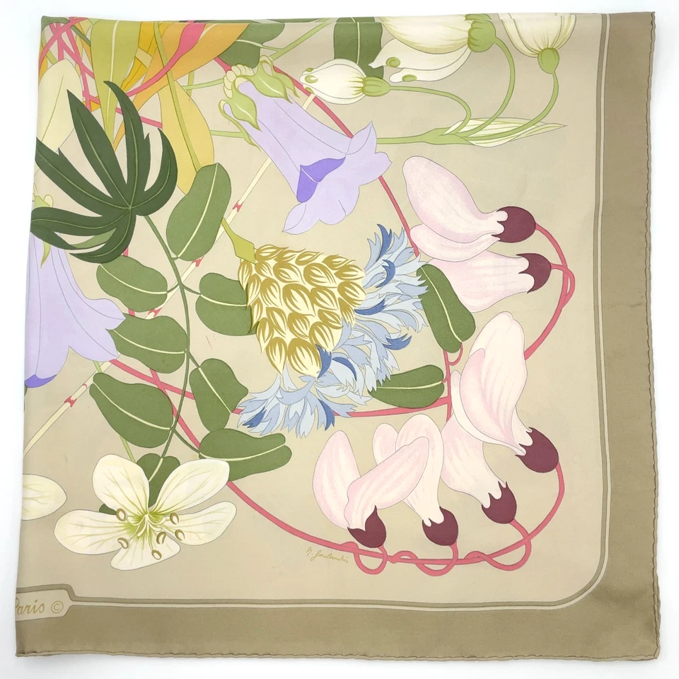 Hermes Carré 90 Flora Graeca Beige x Multicolor Silk Scarf