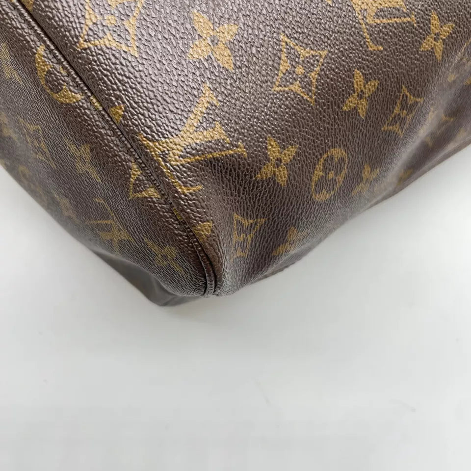 Louis Vuitton Monogram Neverfull Tote Bag