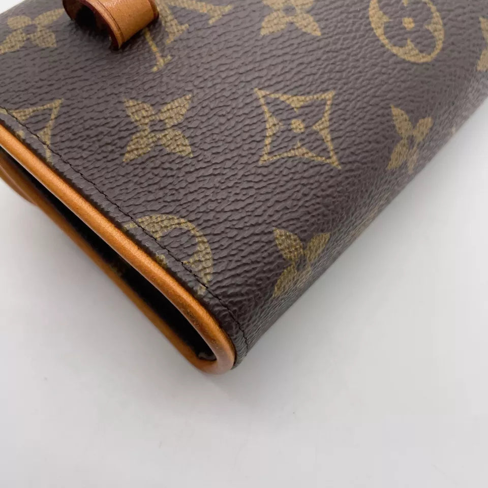 Louis Vuitton Monogram Florentine Pouch