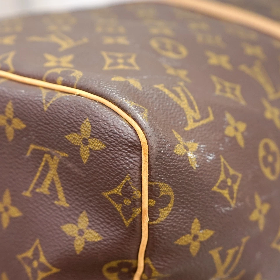 Louis Vuitton Keepall 55 in Monogram Canvas