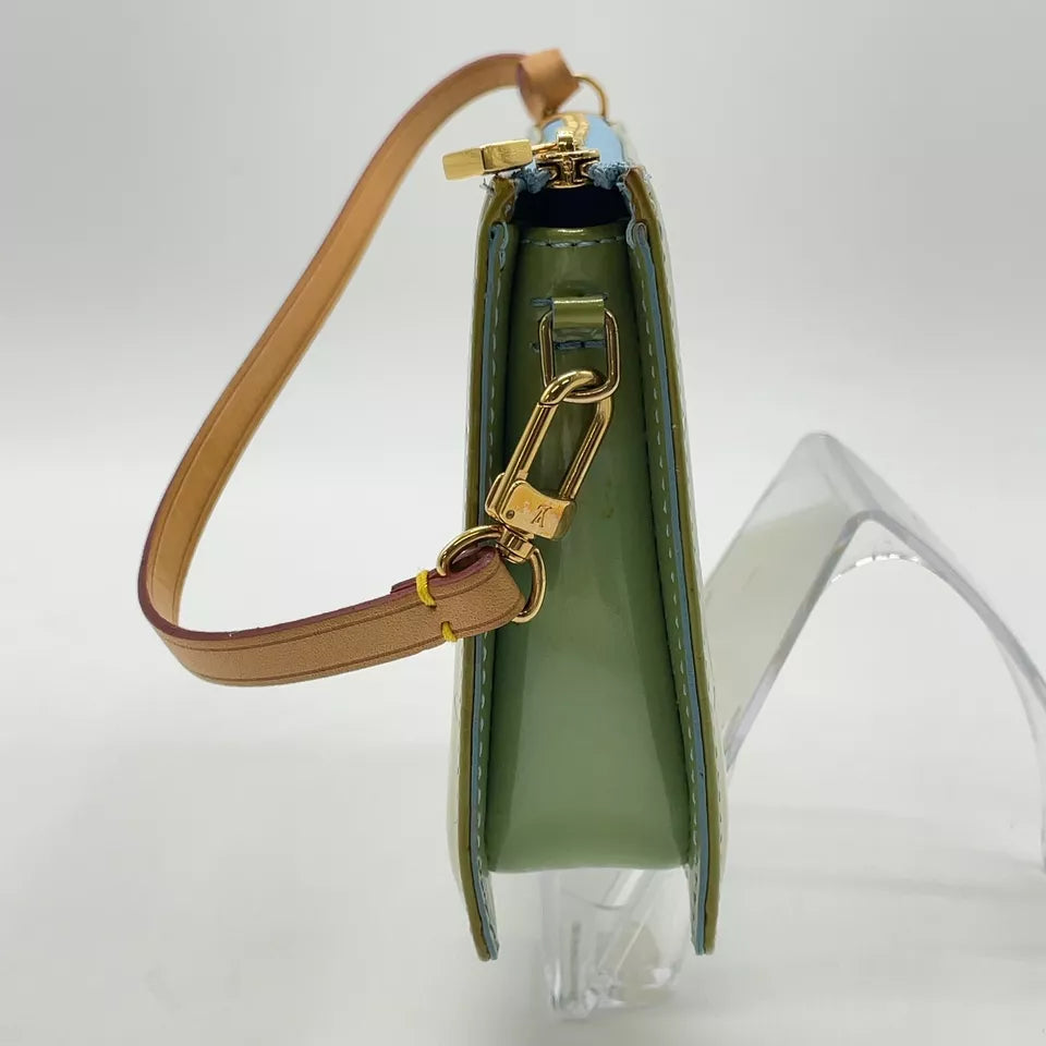 Louis Vuitton Vernis Lexington Green Pouch