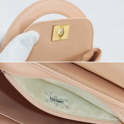 Chanel Vintage Handbag in Beige Leather