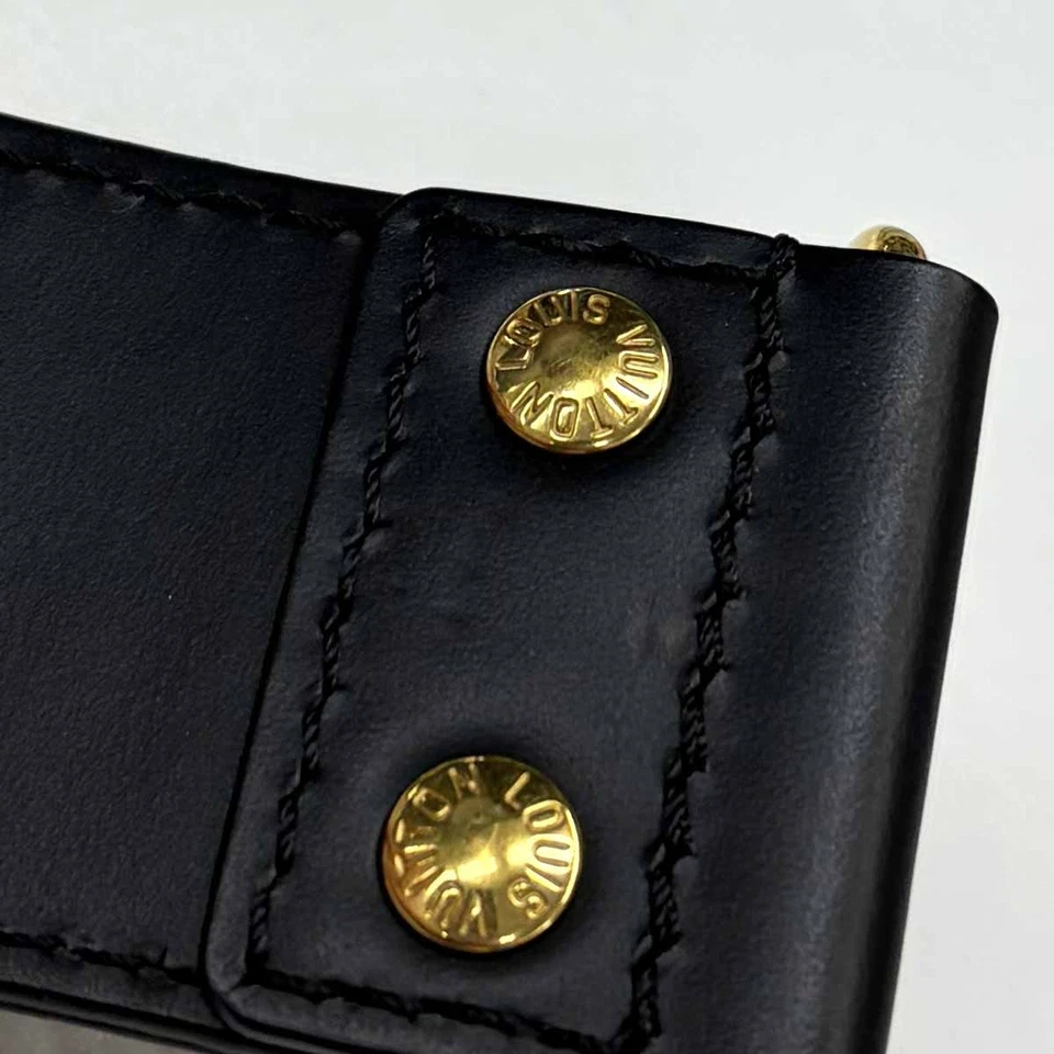 Louis Vuitton Epi Papillon Trunk Shoulder Bag in Noir