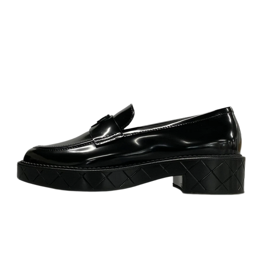 CHANEL Black Shiny Calfskin Women's Shoes