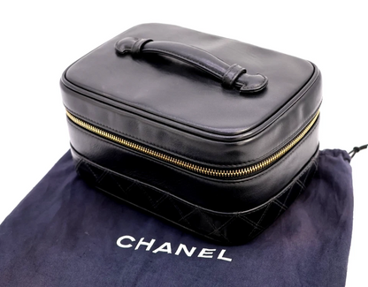 Chanel Matelassé Vanity Bag in Black Leather (Vintage)
